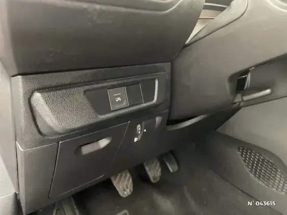 DACIA SANDERO III - voiture d'occasion - Photo 15