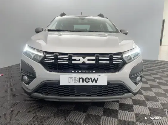 DACIA SANDERO III - voiture d'occasion - Photo 3