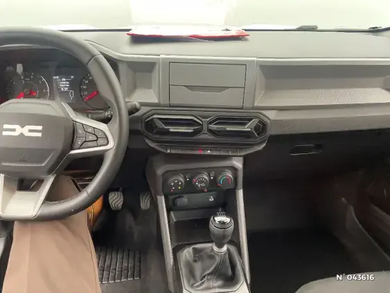 DACIA DUSTER III - voiture d'occasion - Photo 13