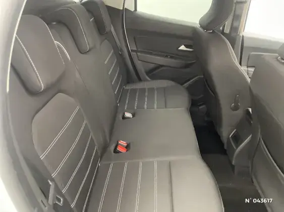 DACIA DUSTER II - voiture d'occasion - Photo 10
