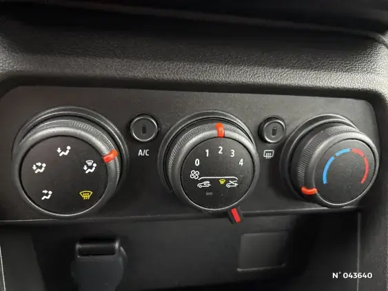 DACIA SANDERO III - voiture d'occasion - Photo 14