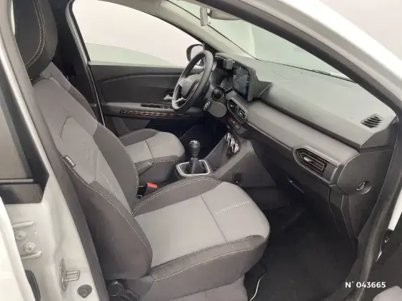 DACIA SANDERO III - voiture d'occasion - Photo 10