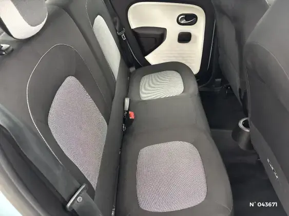 RENAULT TWINGO III - voiture d'occasion - Photo 11