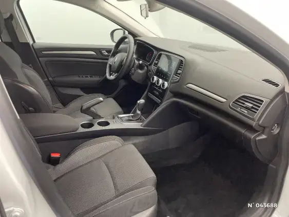 RENAULT MEGANE IV - voiture d'occasion - Photo 10