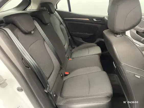 RENAULT MEGANE IV - voiture d'occasion - Photo 11