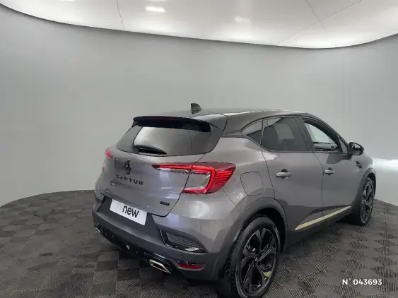 RENAULT CAPTUR II - voiture d'occasion - Photo 4