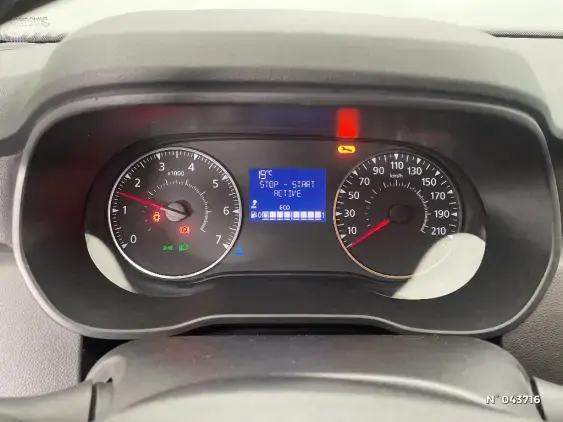 DACIA DUSTER II - voiture d'occasion - Photo 12