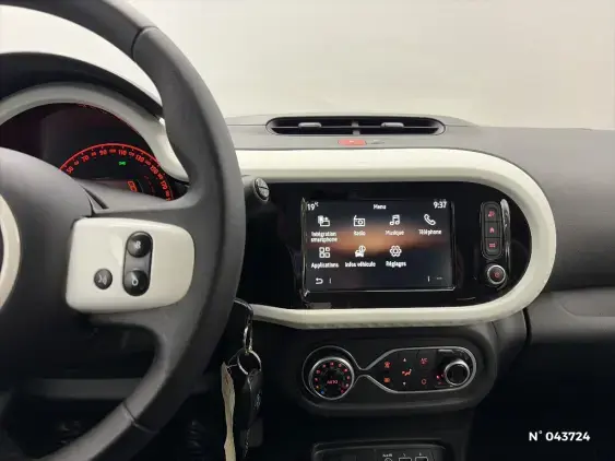 RENAULT TWINGO III - voiture d'occasion - Photo 13