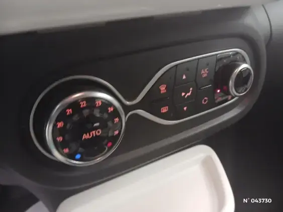 RENAULT TWINGO III - voiture d'occasion - Photo 27