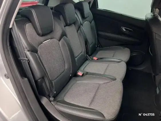 RENAULT SCENIC IV - voiture d'occasion - Photo 11