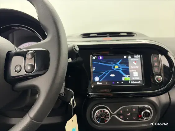 RENAULT TWINGO III - voiture d'occasion - Photo 13