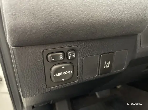 TOYOTA RAV4 IV - voiture d'occasion - Photo 15