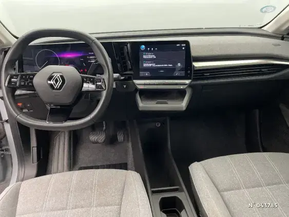 RENAULT MEGANE V - voiture d'occasion - Photo 9