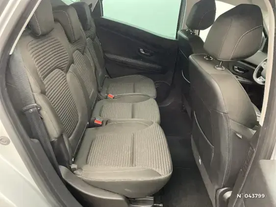 RENAULT SCENIC IV - voiture d'occasion - Photo 11