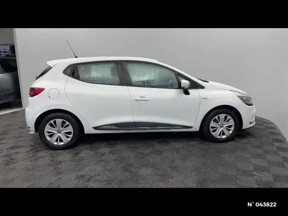RENAULT CLIO IV - voiture d'occasion - Photo 5