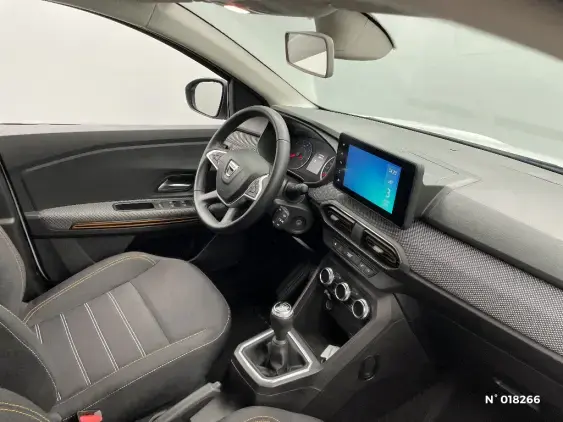 DACIA SANDERO III - voiture d'occasion - Photo 10
