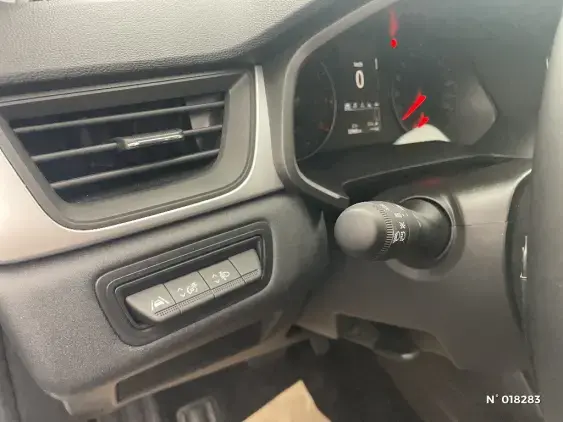 RENAULT CAPTUR II - voiture d'occasion - Photo 15