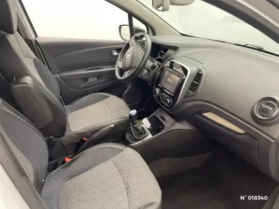RENAULT CAPTUR - voiture d'occasion - Photo 10