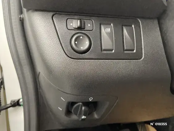 DACIA SPRING - voiture d'occasion - Photo 14