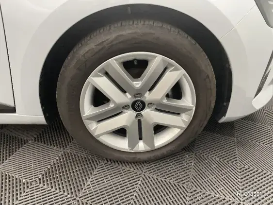 RENAULT CLIO V - voiture d'occasion - Photo 8