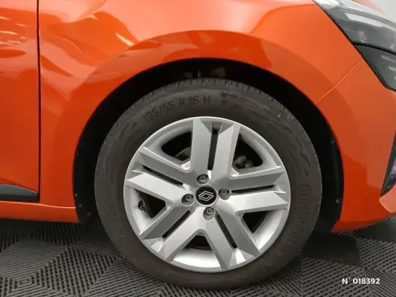 RENAULT CLIO V - voiture d'occasion - Photo 8