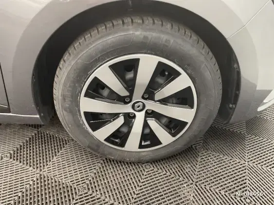 RENAULT CLIO V - voiture d'occasion - Photo 8