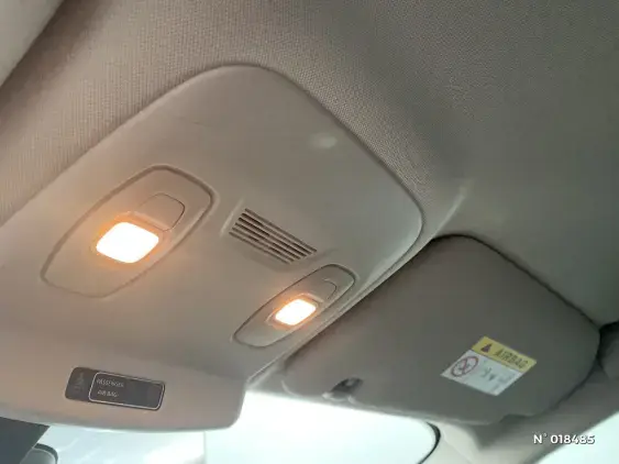 RENAULT SCENIC IV - voiture d'occasion - Photo 26