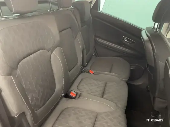 RENAULT SCENIC IV - voiture d'occasion - Photo 11