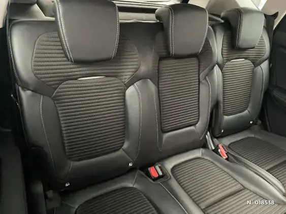 RENAULT SCENIC IV - voiture d'occasion - Photo 11