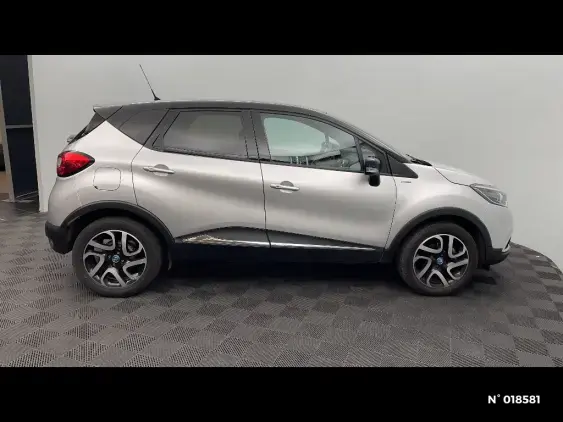 RENAULT CAPTUR - voiture d'occasion - Photo 5