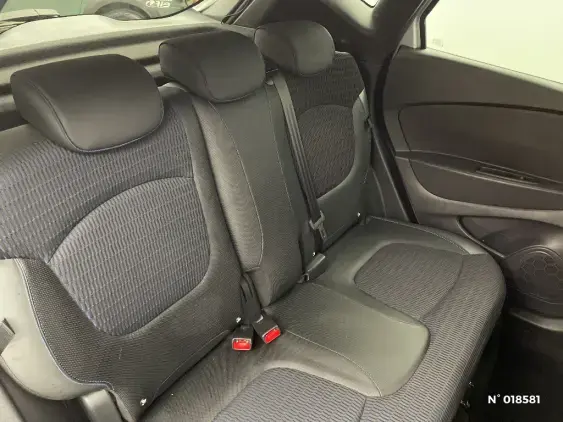 RENAULT CAPTUR - voiture d'occasion - Photo 11