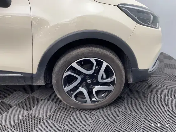 RENAULT CAPTUR - voiture d'occasion - Photo 8