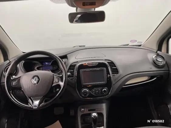 RENAULT CAPTUR - voiture d'occasion - Photo 9