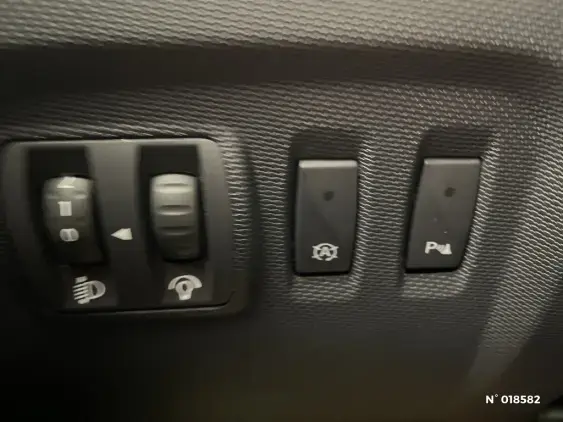 RENAULT CAPTUR - voiture d'occasion - Photo 15