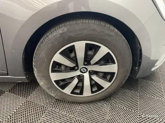 RENAULT CLIO V - voiture d'occasion - Photo 8