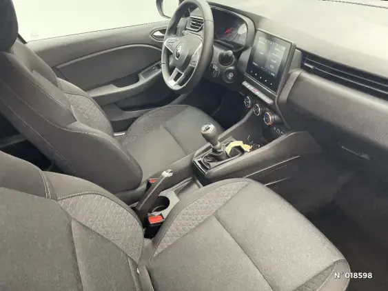 RENAULT CLIO V - voiture d'occasion - Photo 10