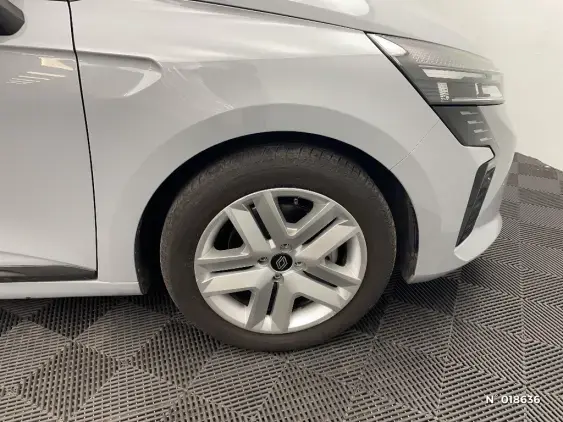 RENAULT CLIO V - voiture d'occasion - Photo 8