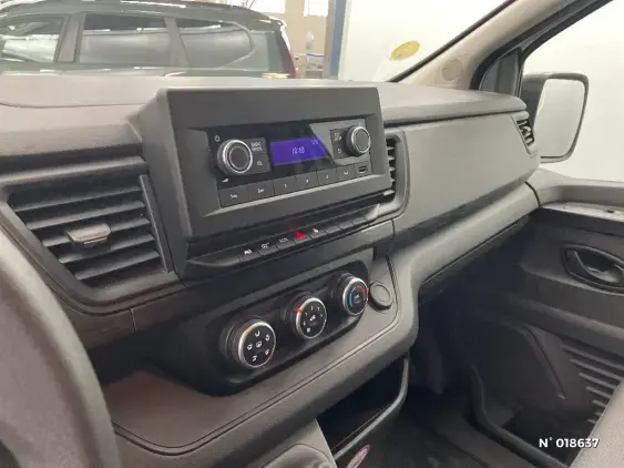 RENAULT TRAFIC FG III - voiture d'occasion - Photo 14