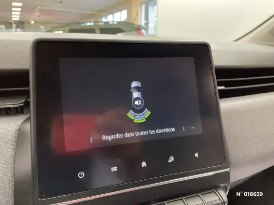 RENAULT CLIO V - voiture d'occasion - Photo 14