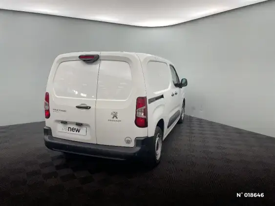 PEUGEOT PARTNER III - voiture d'occasion - Photo 4