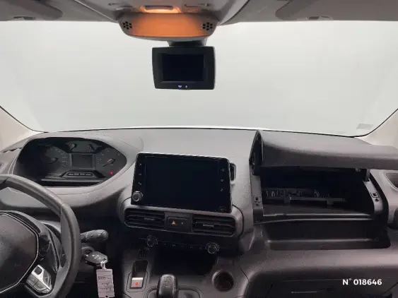 PEUGEOT PARTNER III - voiture d'occasion - Photo 9