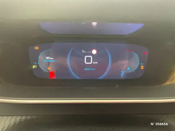 PEUGEOT 2008 II - voiture d'occasion - Photo 12