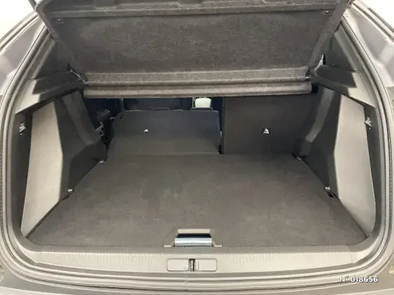 PEUGEOT 2008 II - voiture d'occasion - Photo 7