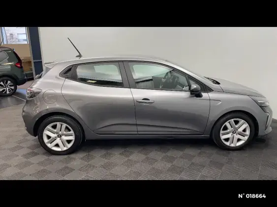 RENAULT CLIO V - voiture d'occasion - Photo 5