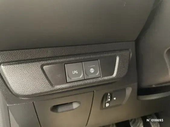 DACIA SANDERO III - voiture d'occasion - Photo 15