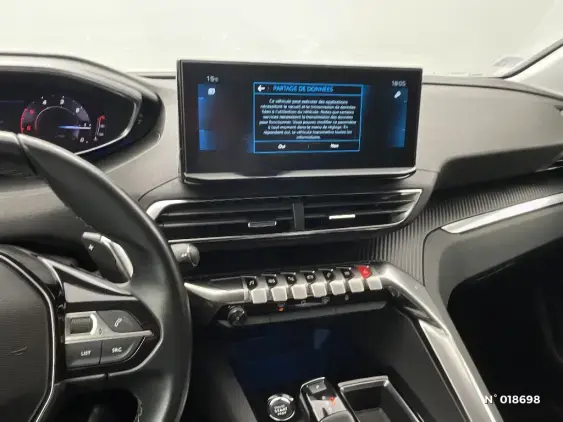 PEUGEOT 3008 II - voiture d'occasion - Photo 13
