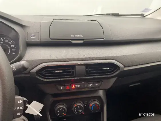 DACIA SANDERO III - voiture d'occasion - Photo 13