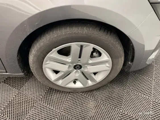 RENAULT CLIO V - voiture d'occasion - Photo 8