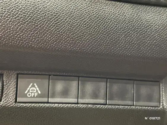 PEUGEOT 208 BUSINESS R II - voiture d'occasion - Photo 15