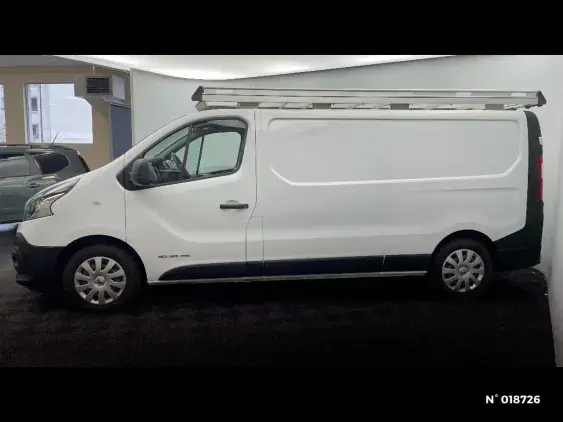 RENAULT TRAFIC III - voiture d'occasion - Photo 2